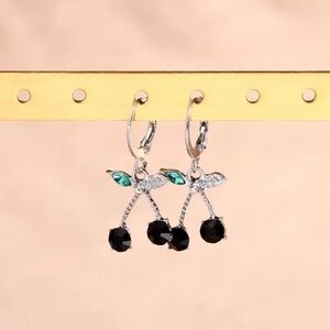3/$30 🤍 Rhinestone Butterfly Earrings